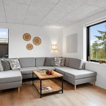 Hellena - 600m From The Sea By Interhome Blokhus